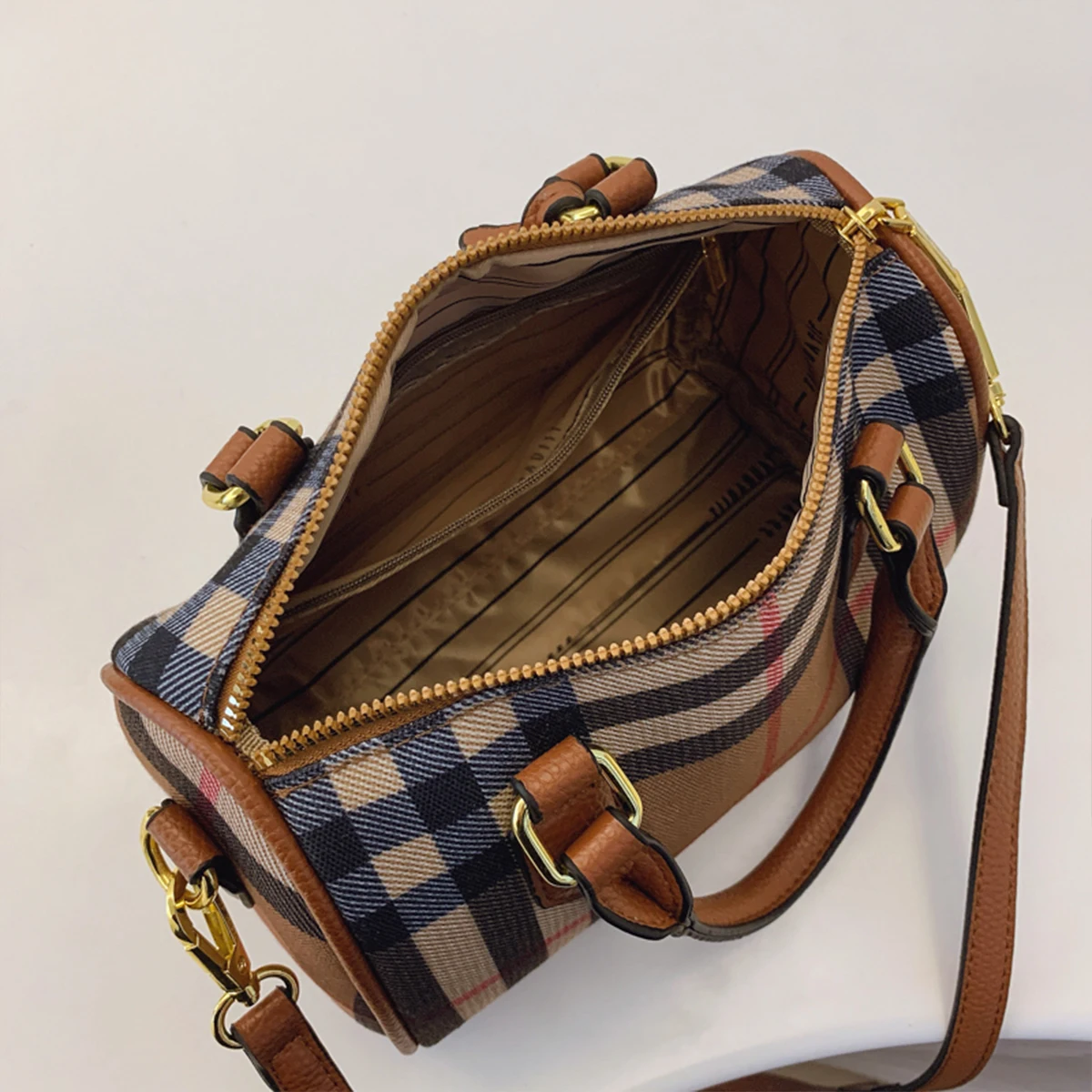 Large Capacity Classic Stripe  - Luxury Bags Goyard 评论和价格